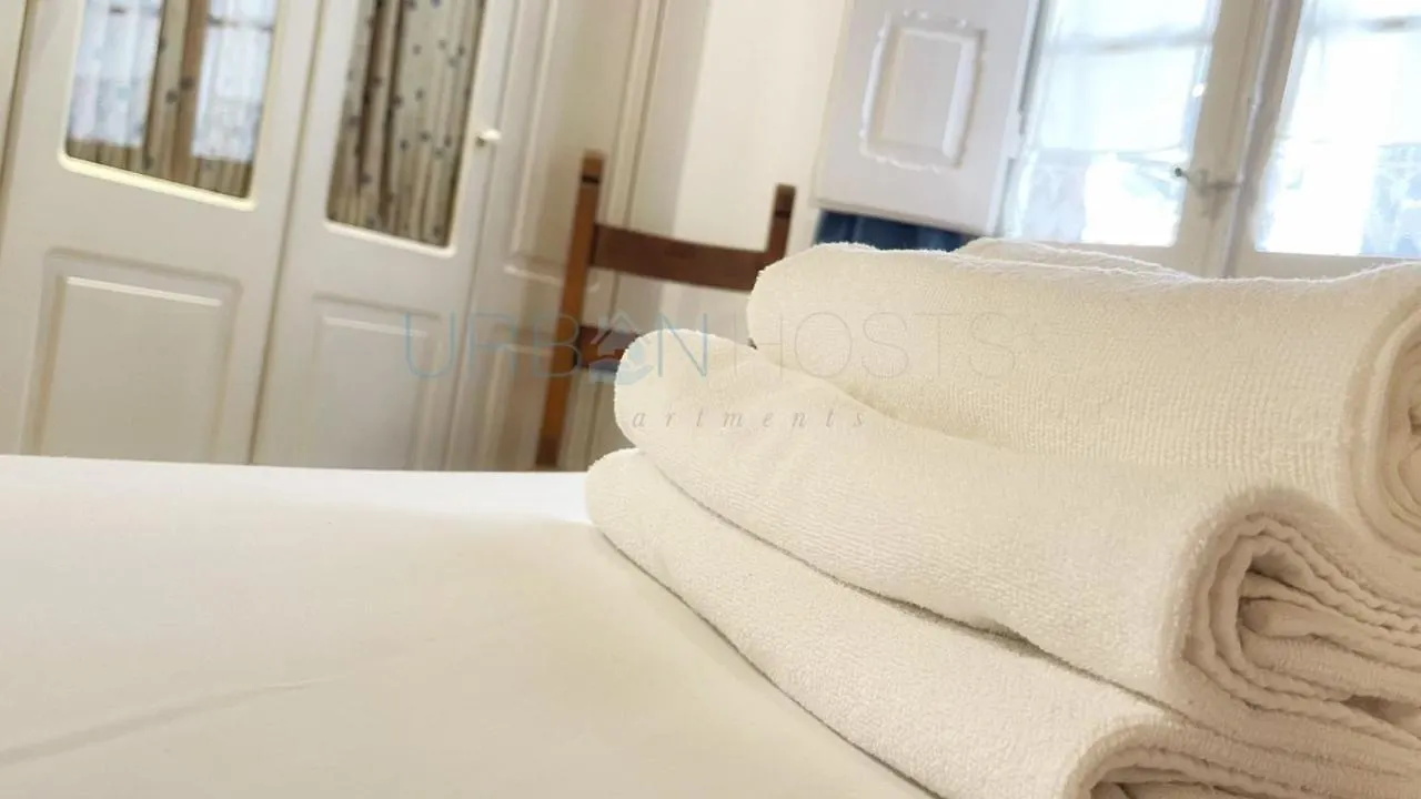 Vivienda Turistica Con Encanto Centrico, Wifi Y Patio Bilbao Apartment