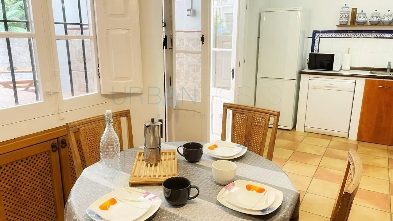 Vivienda Turistica Con Encanto Centrico, Wifi Y Patio Bilbao 0*,